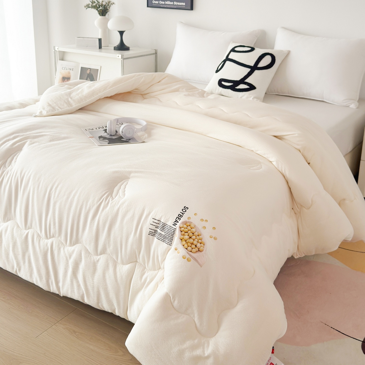 91家纺网 家纺一手货源 找家纺 梵克保罗 2025新款大豆贴贴子母被子被芯 贴贴被-米色