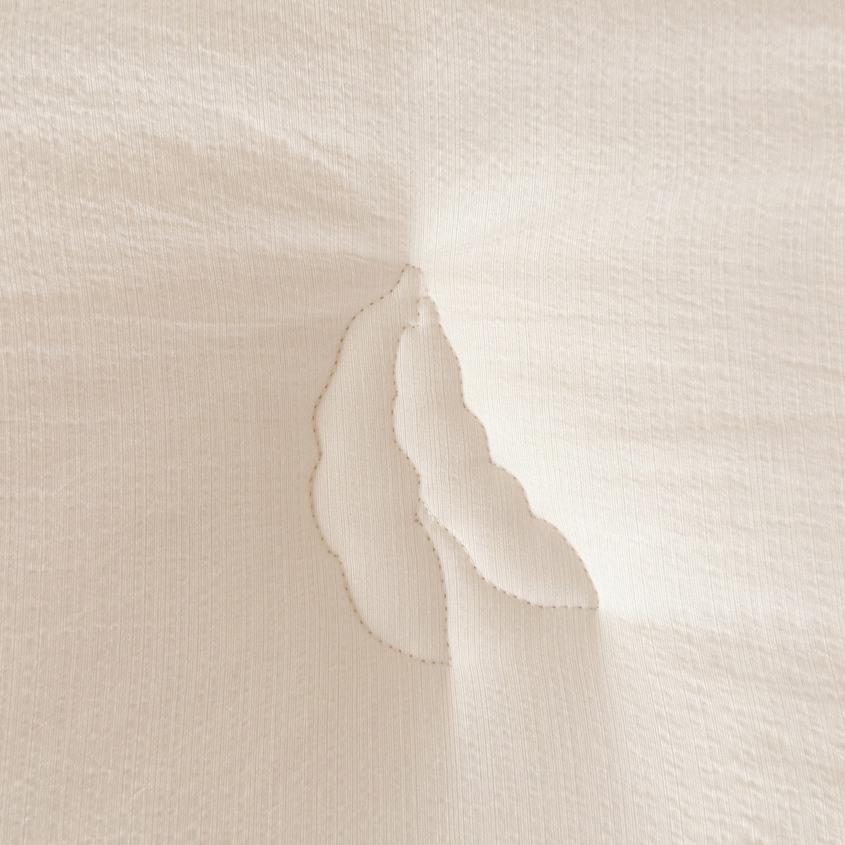 91家纺网 家纺一手货源 找家纺 梵克保罗 2025新款大豆贴贴子母被子被芯 贴贴被-米色