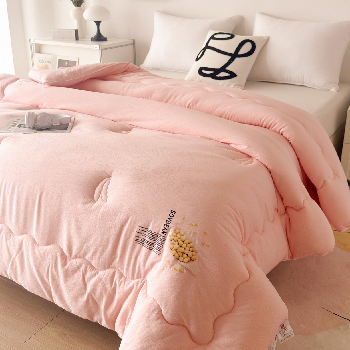 91家纺网 家纺一手货源 找家纺 （总）梵克保罗 2025新款大豆贴贴子母被子被芯