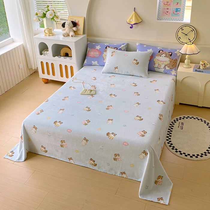 91家纺网 家纺一手货源 找家纺 葡萄家 2025年新款牛奶绒印花单床单萌系卡通床单款 软萌猫蓝