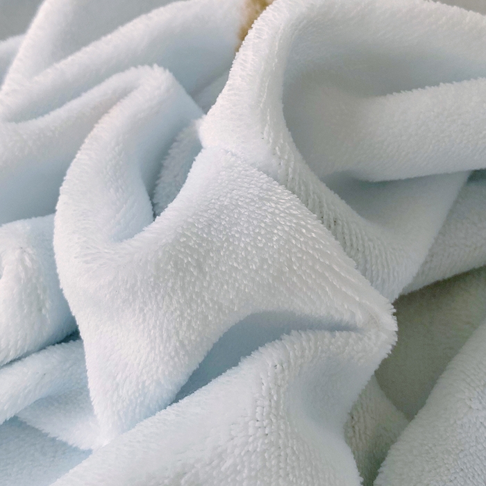 91家纺网 家纺一手货源 找家纺 葡萄家 2025年新款牛奶绒印花单床单萌系卡通床单款 软萌猫蓝