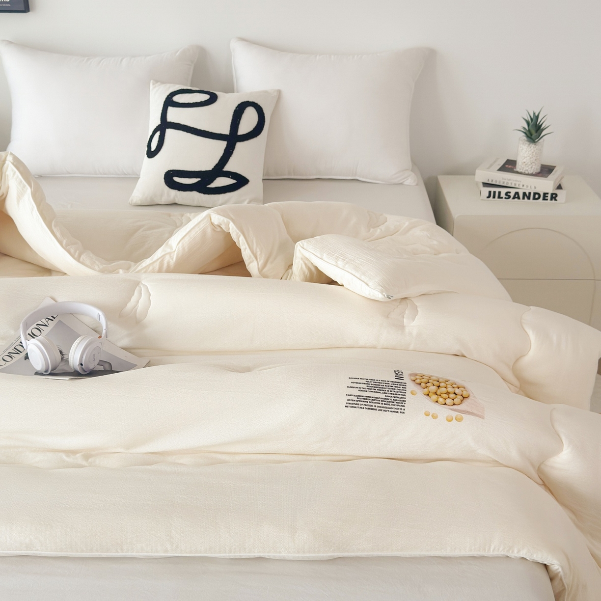 91家纺网 家纺一手货源 找家纺 梵克保罗 2025新款大豆贴贴子母被子被芯 贴贴被-米色