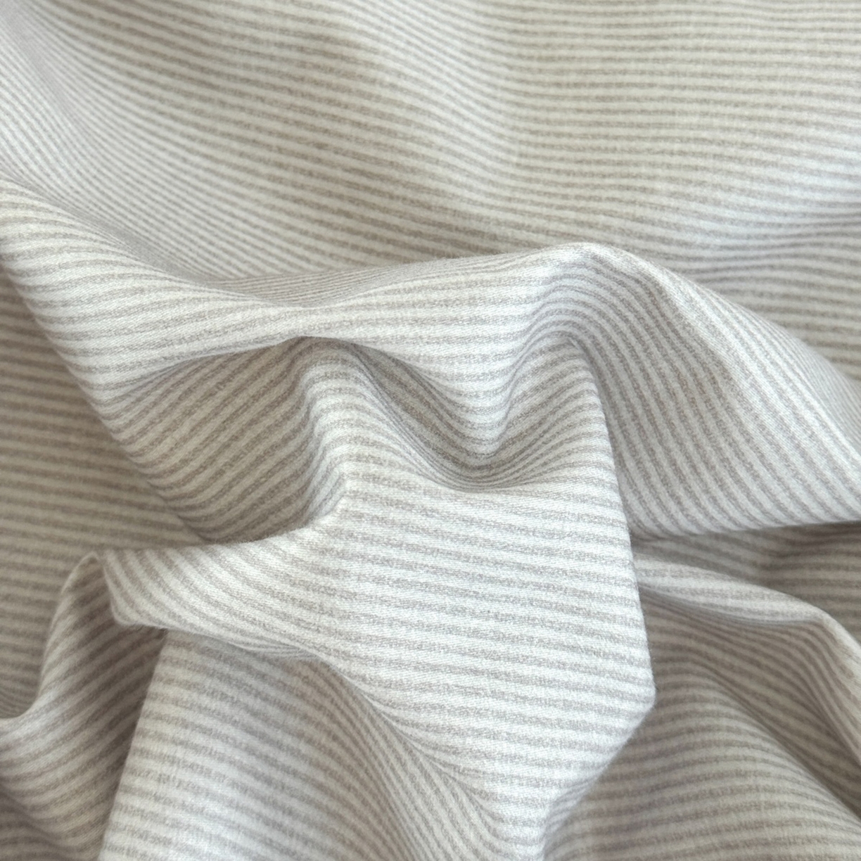 91家纺网 家纺一手货源 找家纺 （总）法芙娜家纺 2025新款全精梳全棉磨毛床笠-躺平鹅