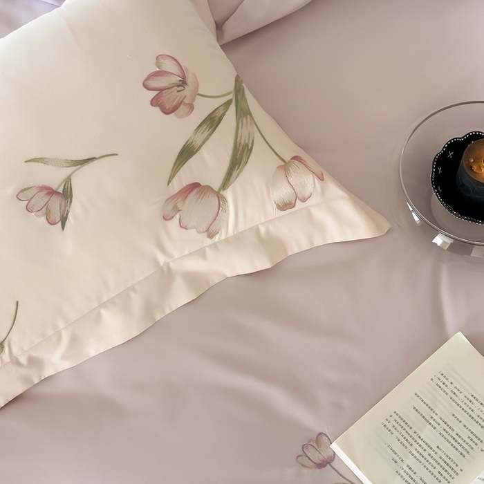 91家纺网 家纺一手货源 找家纺 MIU缪家居 2025新款100支全棉纯棉刺绣四件套-虞美人（券后控价318） 虞美人-微醺紫