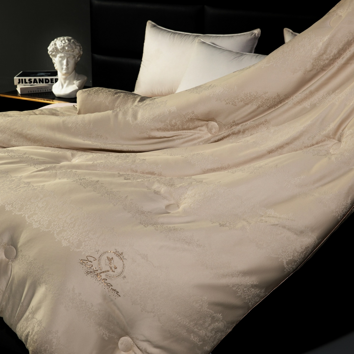 91家纺网 家纺一手货源 找家纺 （总）梵克保罗 2025新款金钻60支大豆蛋白提花子母被被子被芯