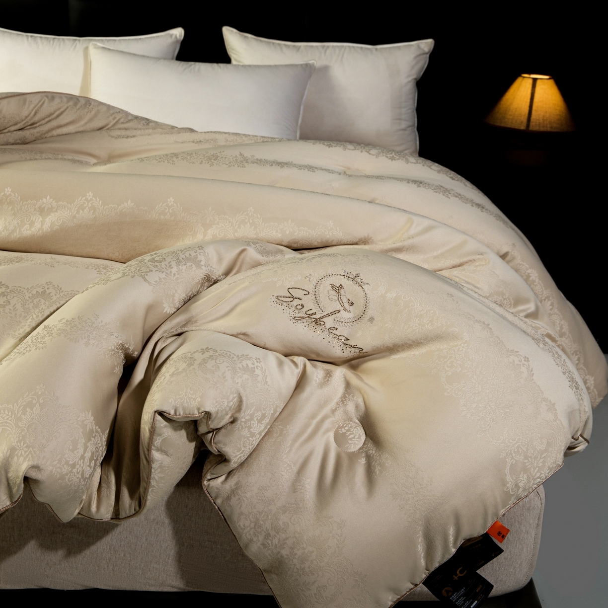 91家纺网 家纺一手货源 找家纺 （总）梵克保罗 2025新款金钻60支大豆蛋白提花子母被被子被芯