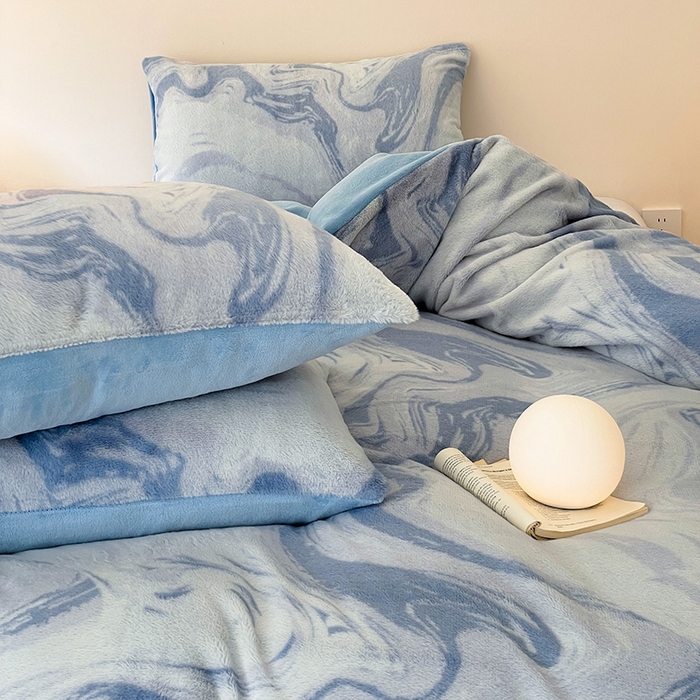 91家纺网 家纺一手货源 找家纺 安哆啦家纺 2025新款高克重兔毛绒印花牛奶绒四件套 波澜