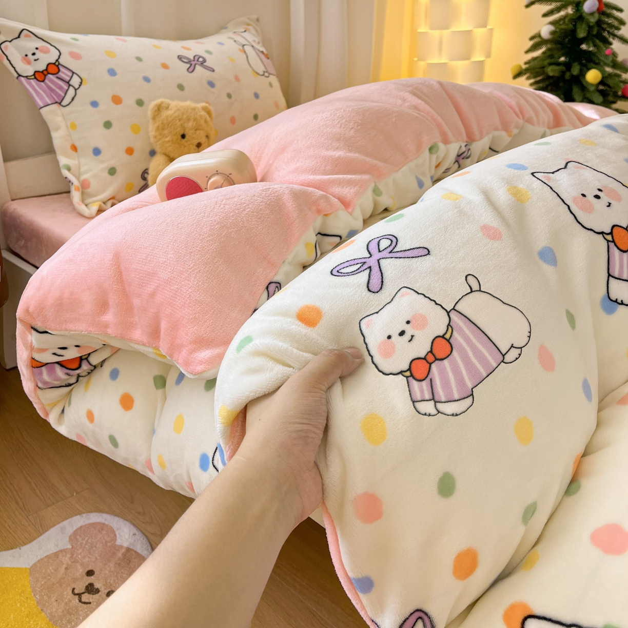 91家纺网 家纺一手货源 找家纺 寻米 2025新款高克重加厚保暖牛奶绒床笠-宿舍图 彩虹小狗