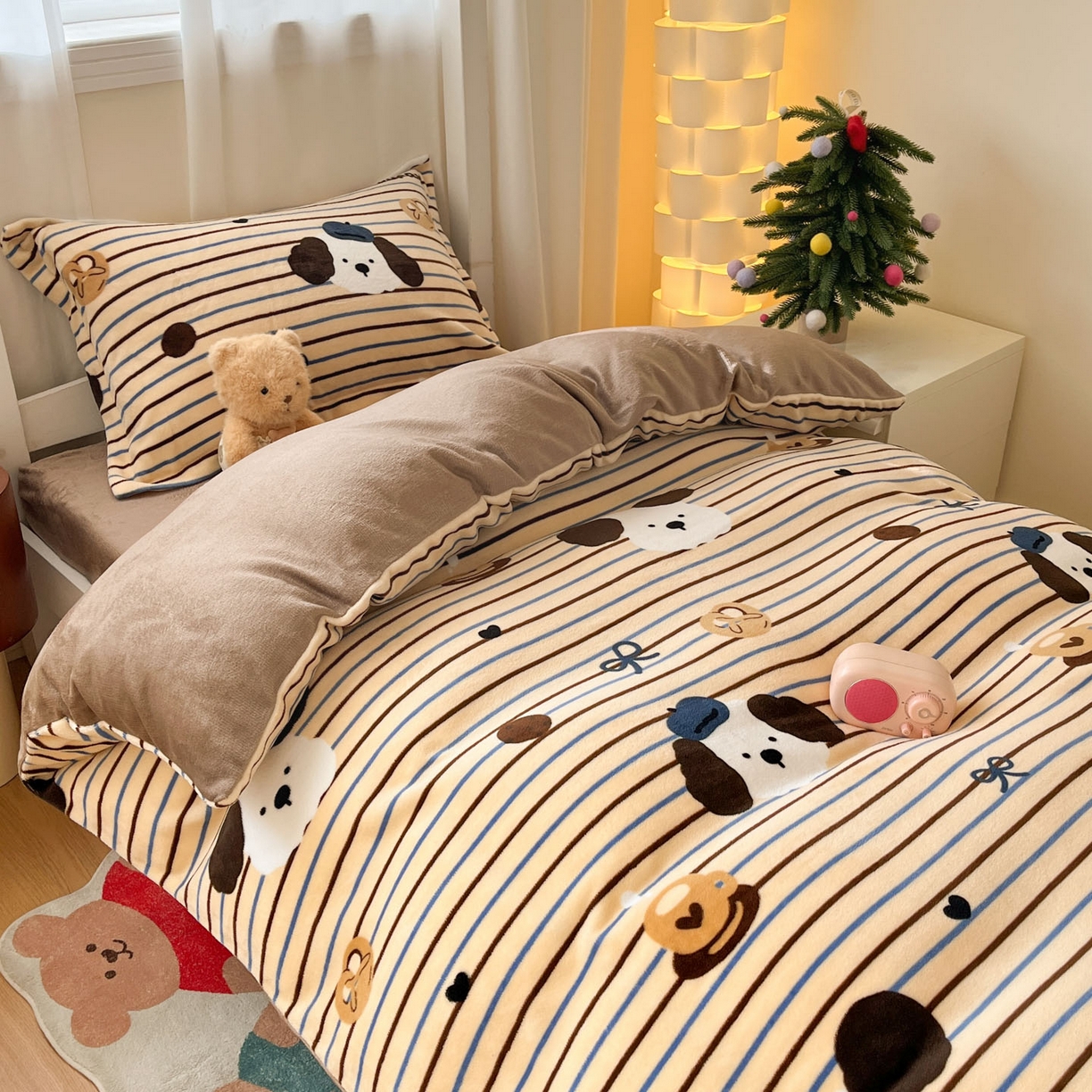 91家纺网 家纺一手货源 找家纺 寻米 2025新款高克重加厚保暖牛奶绒床笠-宿舍图 海德堡小狗