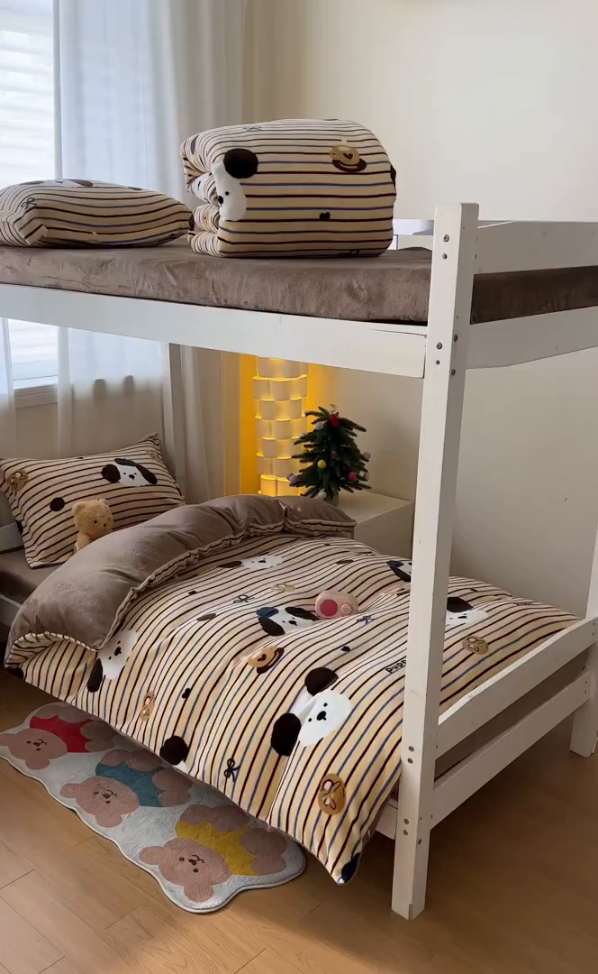 91家纺网 家纺一手货源 找家纺 寻米 2025新款高克重加厚保暖牛奶绒床笠-宿舍图 海德堡小狗