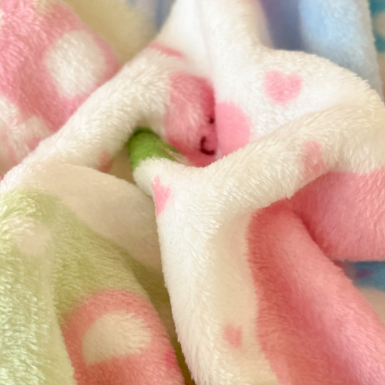 91家纺网 家纺一手货源 找家纺 寻米 2025新款高克重加厚保暖牛奶绒床笠-宿舍图 恋爱日记