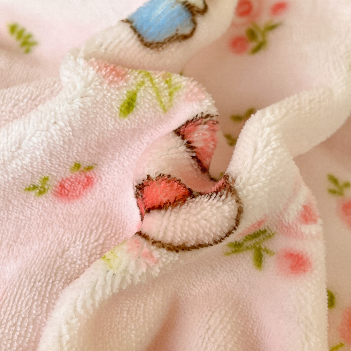 91家纺网 家纺一手货源 找家纺 寻米 2025新款高克重加厚保暖牛奶绒床笠-宿舍图 玫瑰甜心