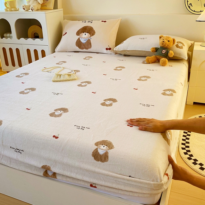 91家纺网 家纺一手货源 找家纺 （总）葡萄家 2025年新款牛奶绒印花单床笠萌系卡通床笠款