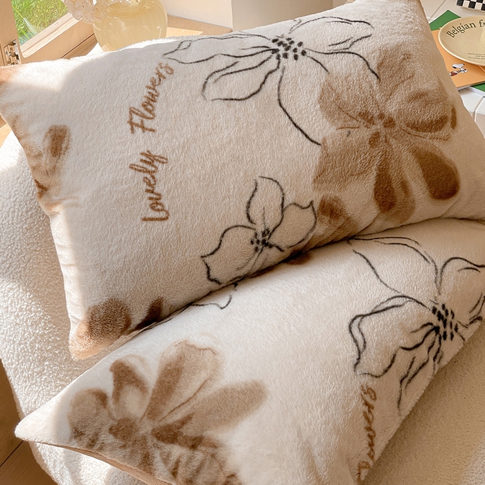 91家纺网 家纺一手货源 找家纺 安哆啦家纺 2025新款高克重兔毛绒印花牛奶绒四件套 空谷幽兰