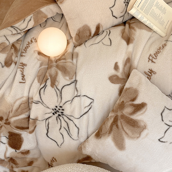 91家纺网 家纺一手货源 找家纺 安哆啦家纺 2025新款高克重兔毛绒印花牛奶绒四件套 空谷幽兰