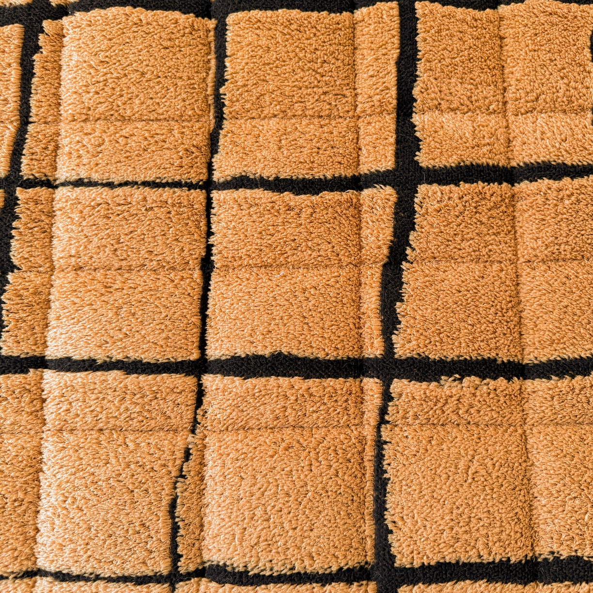 91家纺网 家纺一手货源 找家纺 LIFE.丽芙 2025秋冬新款色纱提花舒棉绒加厚夹棉床垫床护垫单件简约床褥床垫子三件套 格调-黄棕