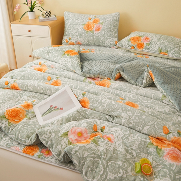 91家纺网 家纺一手货源 找家纺 柏薇 2025新款A类牛奶绒豆豆绒加厚冬被被子被芯 玫瑰恋人黄