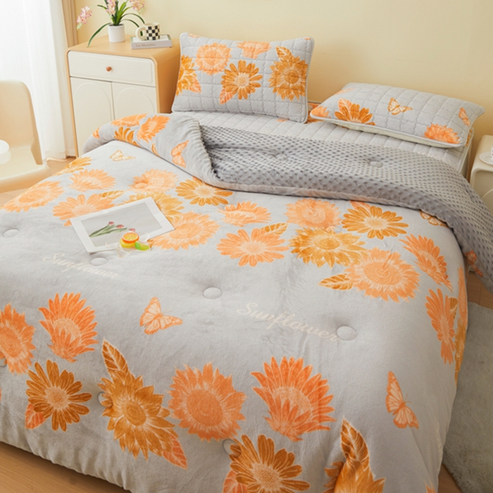 91家纺网 家纺一手货源 找家纺 柏薇 2025新款A类牛奶绒豆豆绒加厚冬被被子被芯 向日葵