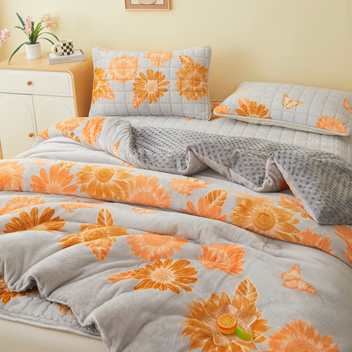 91家纺网 家纺一手货源 找家纺 柏薇 2025新款A类牛奶绒豆豆绒加厚冬被被子被芯 向日葵