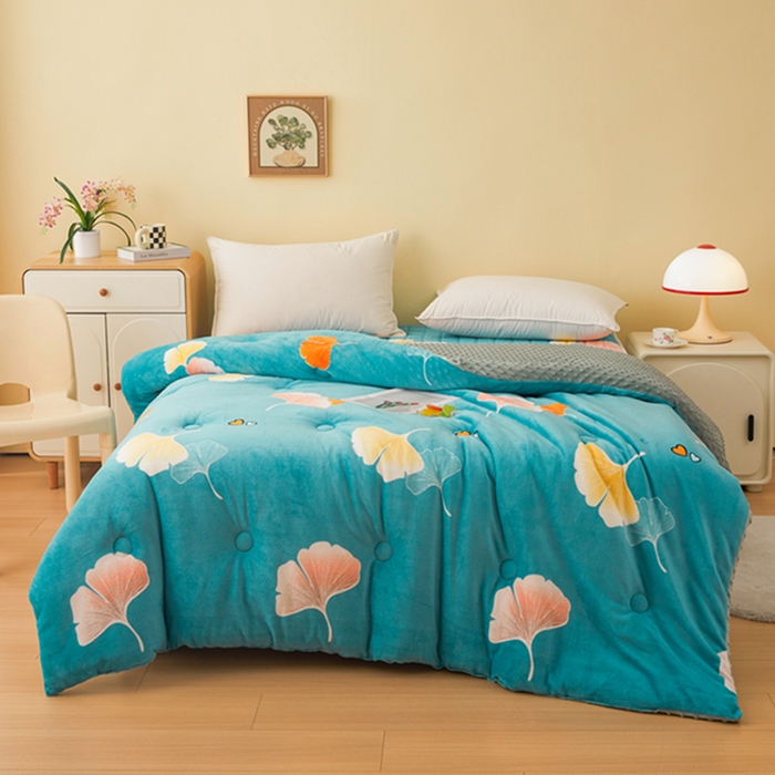 91家纺网 家纺一手货源 找家纺 柏薇 2025新款A类牛奶绒豆豆绒加厚冬被被子被芯 银杏叶