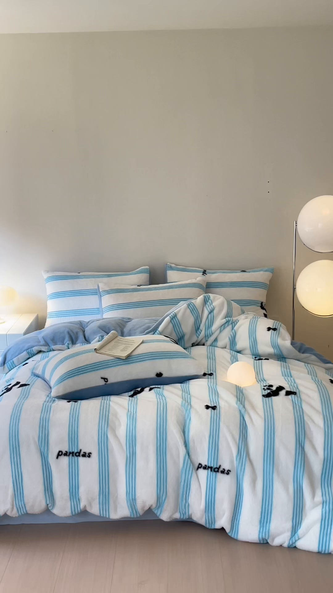 91家纺网 家纺一手货源 找家纺 安哆啦家纺 2025新款高克重兔毛绒印花牛奶绒四件套 条纹熊猫