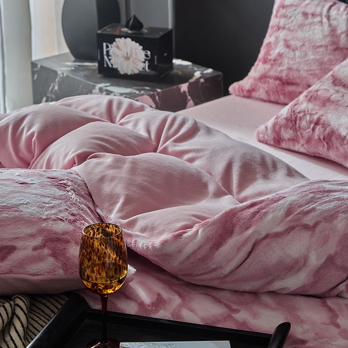 91家纺网 家纺一手货源 找家纺 （总）缘生活 2025新款消光印花绒四件套年轻时尚