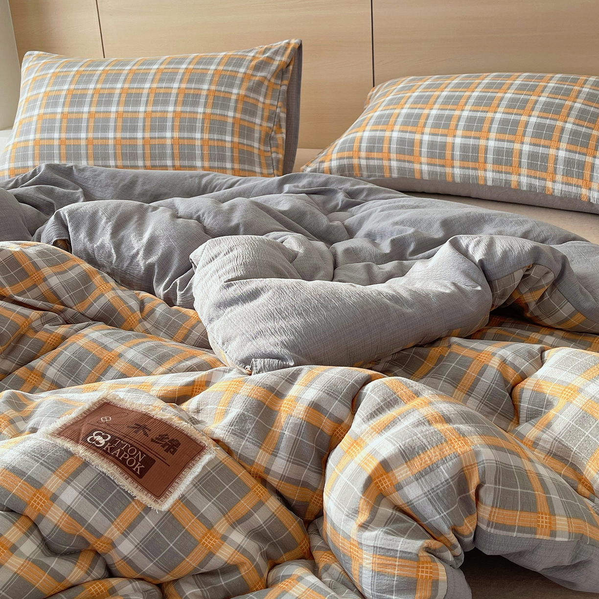 91家纺网 家纺一手货源 找家纺 梵克保罗 2025秋冬新款10A抗菌云格子春秋被冬被被芯跨境外贸 蓝灰格