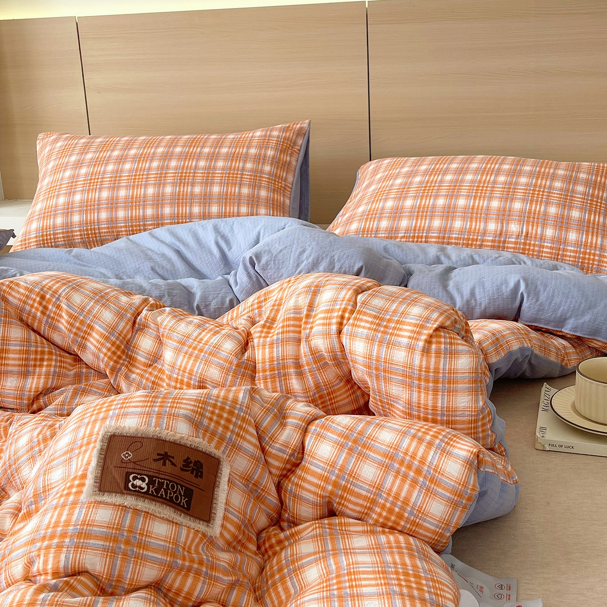 91家纺网 家纺一手货源 找家纺 梵克保罗 2025秋冬新款10A抗菌云格子春秋被冬被被芯跨境外贸 蓝橙格
