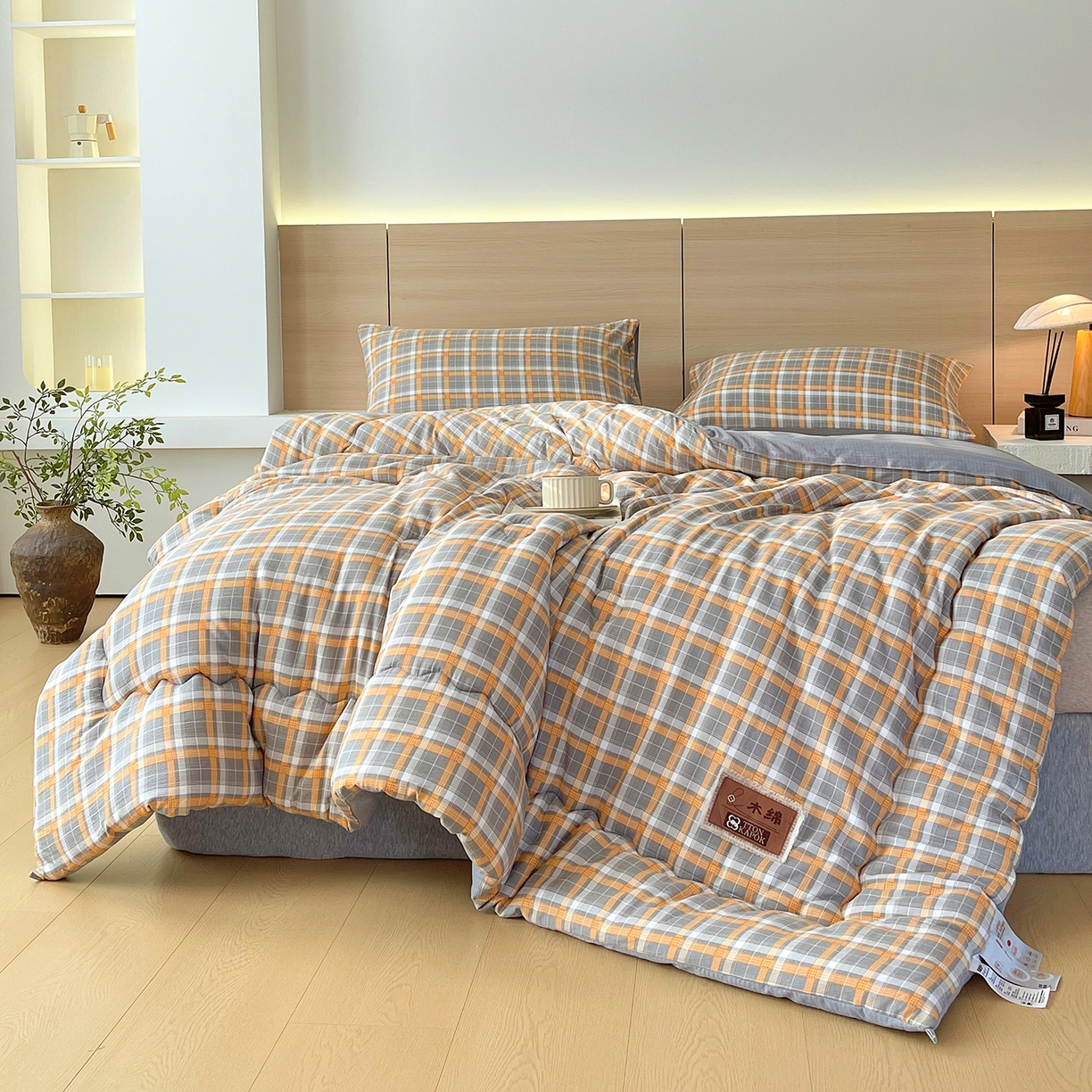 91家纺网 家纺一手货源 找家纺 梵克保罗 2025秋冬新款10A抗菌云格子春秋被冬被被芯跨境外贸 蓝灰格