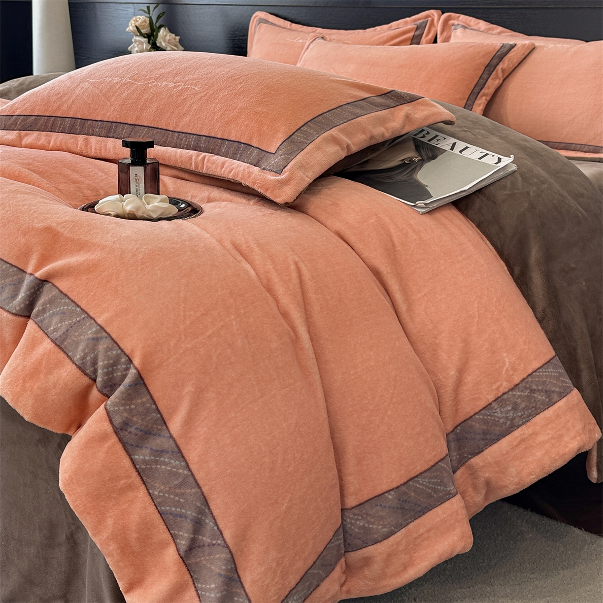 91家纺网 家纺一手货源 找家纺 星座家纺 2025新款轻奢牛奶绒四件套-极简系列 爱玛橙