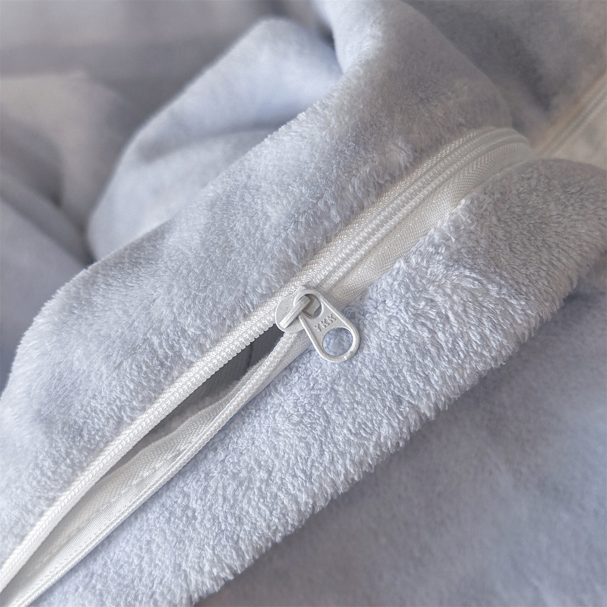 91家纺网 家纺一手货源 找家纺 星座家纺 2025新款轻奢牛奶绒四件套-极简系列 冰雾蓝