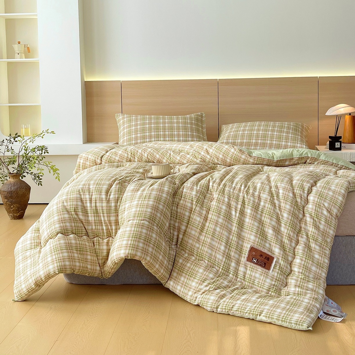 91家纺网 家纺一手货源 找家纺 梵克保罗 2025秋冬新款10A抗菌云格子春秋被冬被被芯跨境外贸 绿粉格