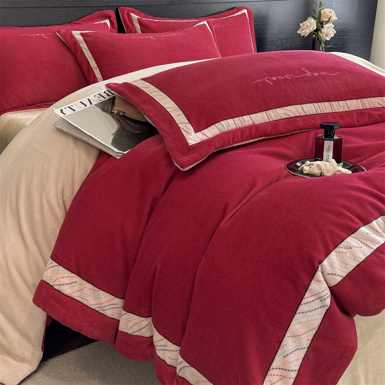 91家纺网 家纺一手货源 找家纺 星座家纺 2025新款轻奢牛奶绒四件套-极简系列 朱砂红