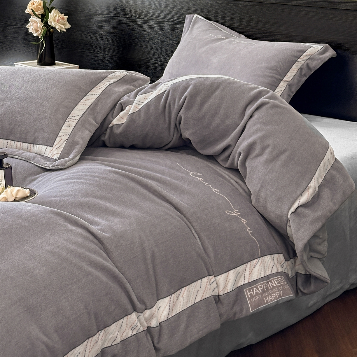 91家纺网 家纺一手货源 找家纺 星座家纺 2025新款轻奢牛奶绒四件套-极简系列 绅士灰