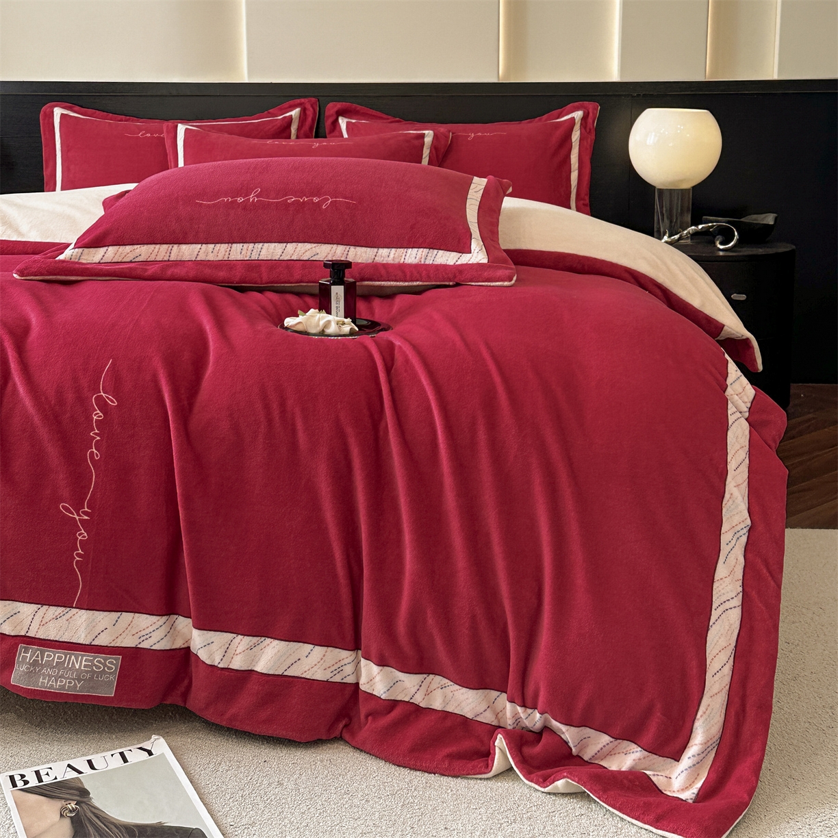 91家纺网 家纺一手货源 找家纺 星座家纺 2025新款轻奢牛奶绒四件套-极简系列 朱砂红