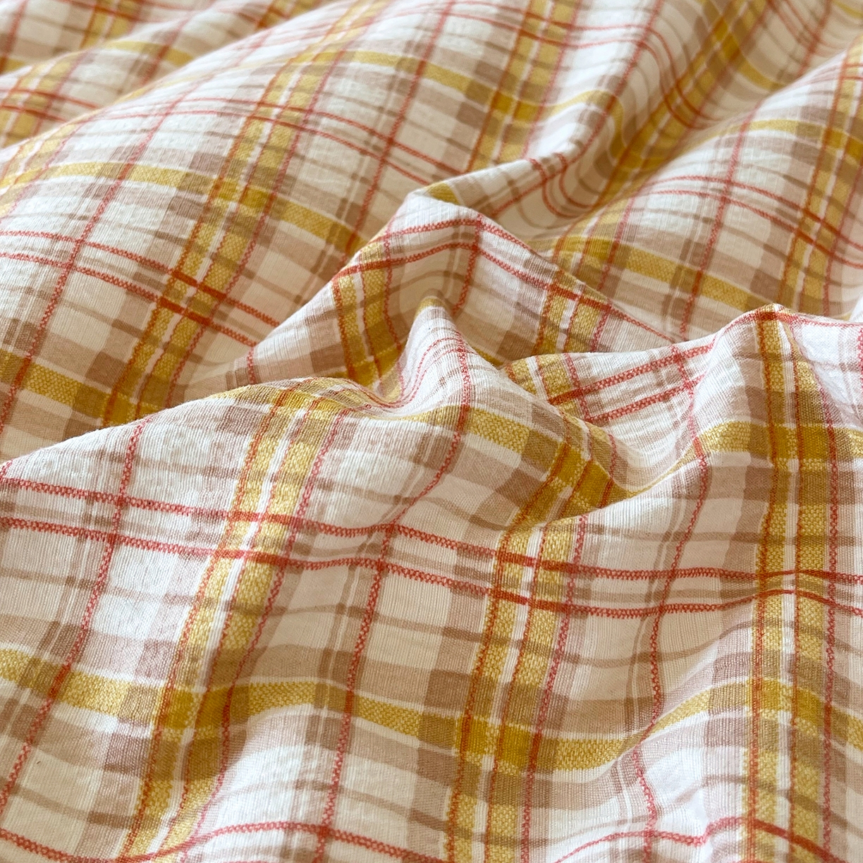 91家纺网 家纺一手货源 找家纺 梵克保罗 2025秋冬新款10A抗菌云格子春秋被冬被被芯跨境外贸 粉黄格