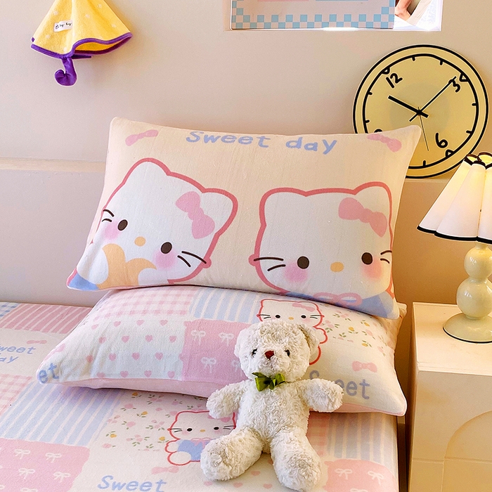 91家纺网 家纺一手货源 找家纺 葡萄家 2025年新款牛奶绒印花单床笠萌系卡通床笠款 布丁猫