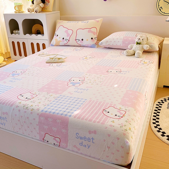 91家纺网 家纺一手货源 找家纺 葡萄家 2025年新款牛奶绒印花单床笠萌系卡通床笠款 布丁猫