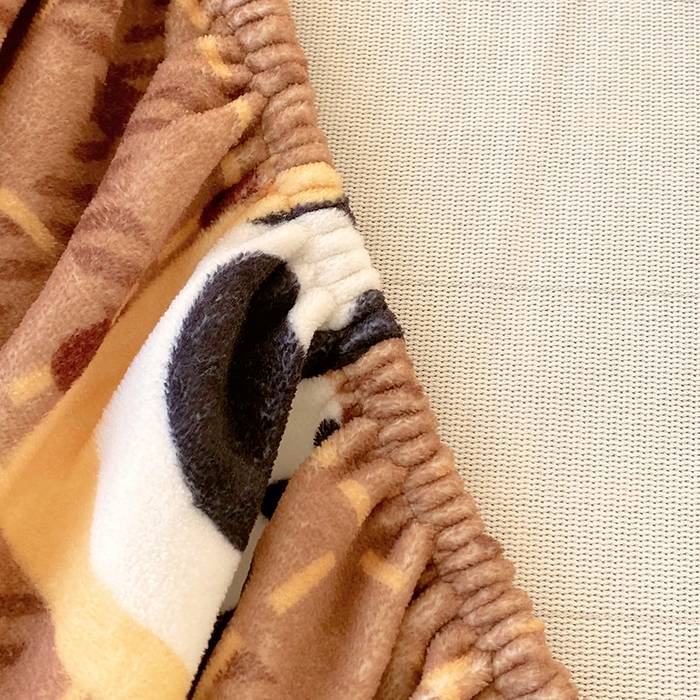 91家纺网 家纺一手货源 找家纺 葡萄家 2025年新款牛奶绒印花单床笠萌系卡通床笠款 滑板熊猫