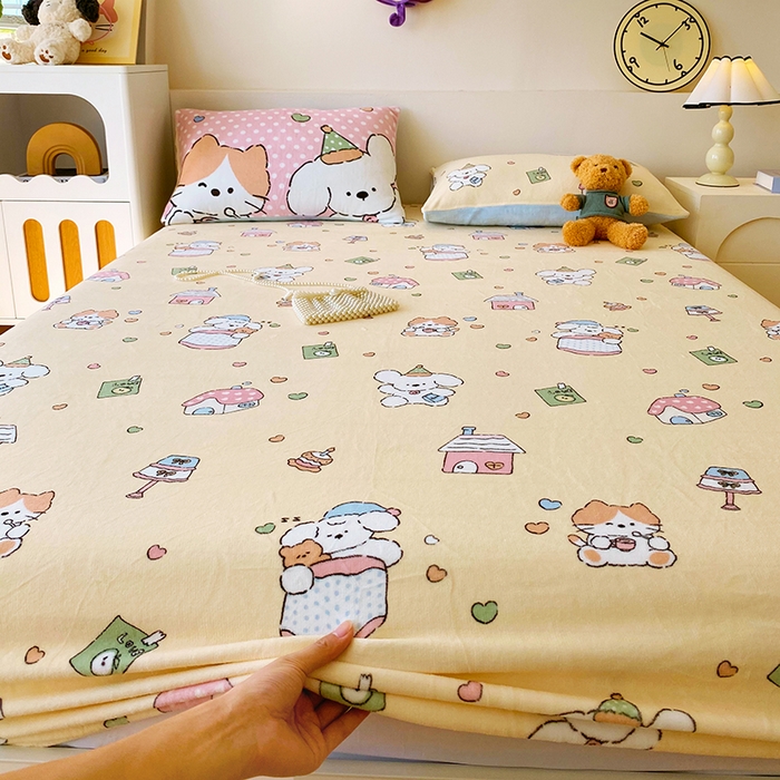 91家纺网 家纺一手货源 找家纺 葡萄家 2025年新款牛奶绒印花单床笠萌系卡通床笠款 卡通乐园