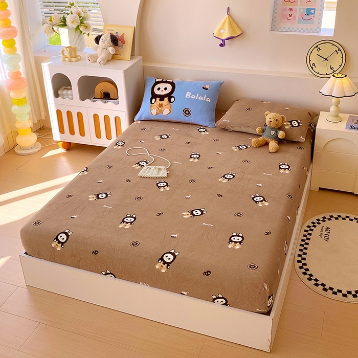 91家纺网 家纺一手货源 找家纺 葡萄家 2025年新款牛奶绒印花单床笠萌系卡通床笠款 拉蒙