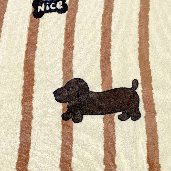 91家纺网 家纺一手货源 找家纺 葡萄家 2025年新款牛奶绒印花单床笠萌系卡通床笠款 腊肠狗