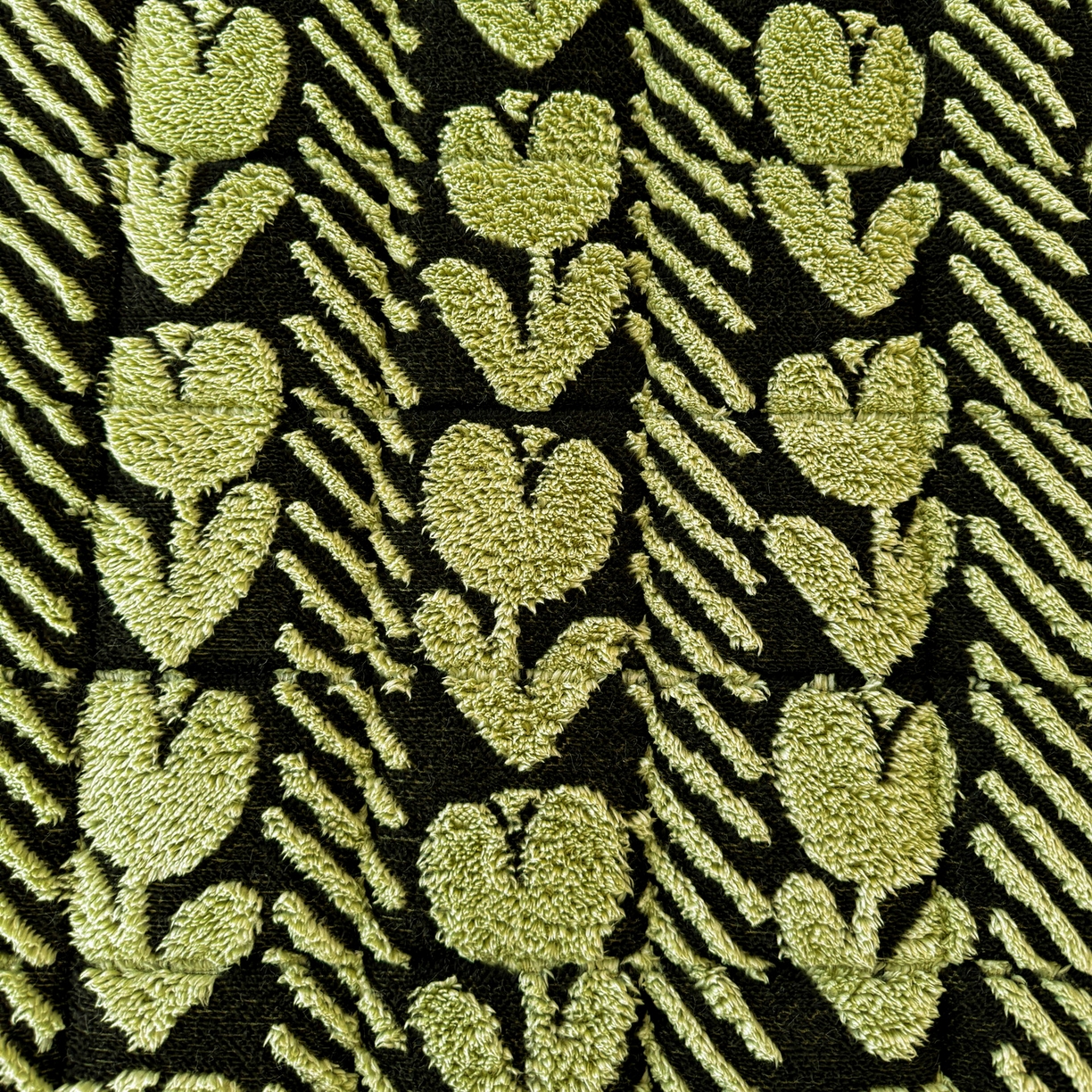 91家纺网 家纺一手货源 找家纺 LIFE.丽芙 2025秋冬新款色纱提花舒棉绒加厚夹棉床垫床护垫单件简约床褥床垫子三件套 郁金香-草绿