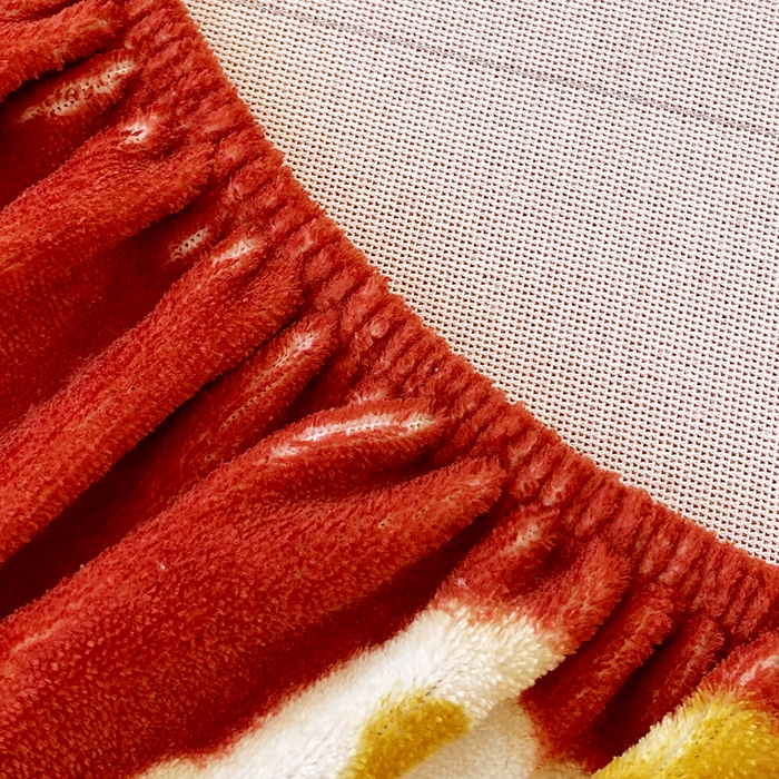 91家纺网 家纺一手货源 找家纺 葡萄家 2025年新款牛奶绒印花单床笠萌系卡通床笠款 猫千金红