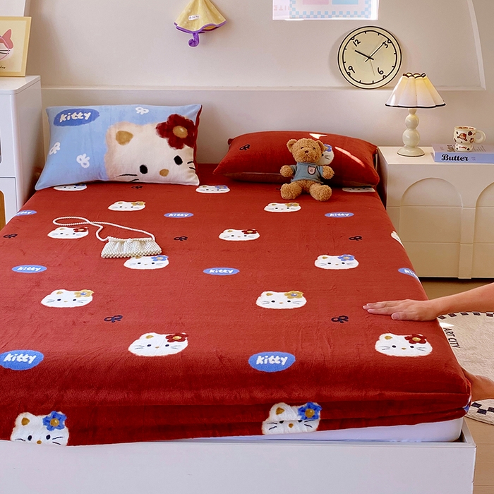 91家纺网 家纺一手货源 找家纺 葡萄家 2025年新款牛奶绒印花单床笠萌系卡通床笠款 猫千金红