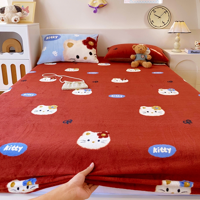 91家纺网 家纺一手货源 找家纺 葡萄家 2025年新款牛奶绒印花单床笠萌系卡通床笠款 猫千金红