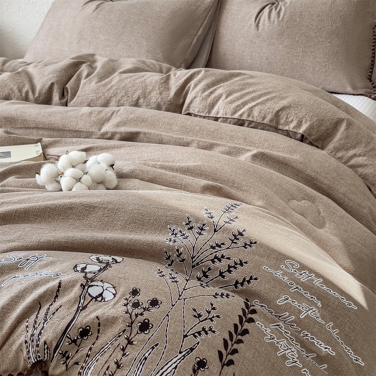 91家纺网 家纺一手货源 找家纺 梵克保罗 2025秋冬新品10A抗菌素麻棉花春秋被冬被被芯跨境外贸 素麻-墨染棕