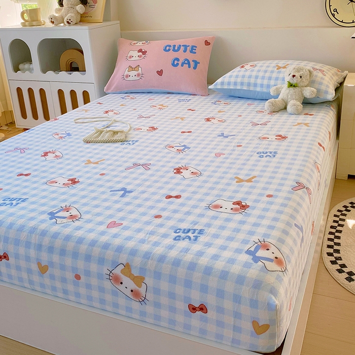 91家纺网 家纺一手货源 找家纺 葡萄家 2025年新款牛奶绒印花单床笠萌系卡通床笠款 蓝格猫咪