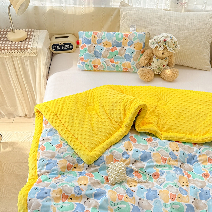 91家纺网 家纺一手货源 找家纺 十九色 2025秋冬新款全棉豆豆被春秋被被子被芯 蓝鼠宝宝