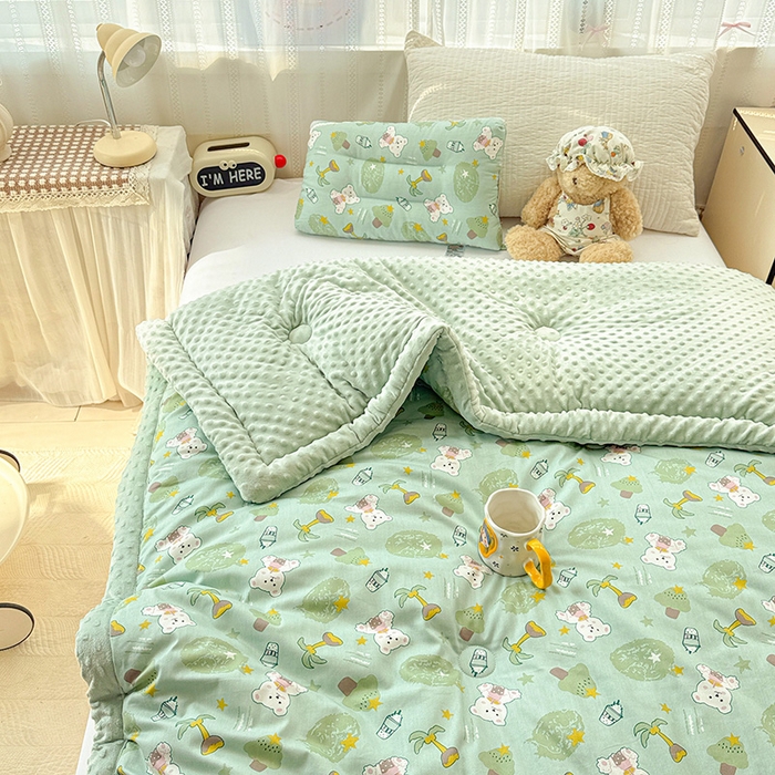 91家纺网 家纺一手货源 找家纺 十九色 2025秋冬新款全棉豆豆被春秋被被子被芯 慕斯熊